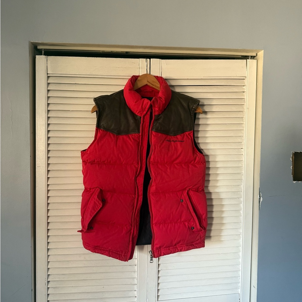 Peak Performance Red and Black Vest **read****